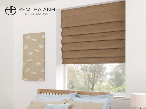 R&egrave;m Roman chống nắng gi&aacute; rẻ